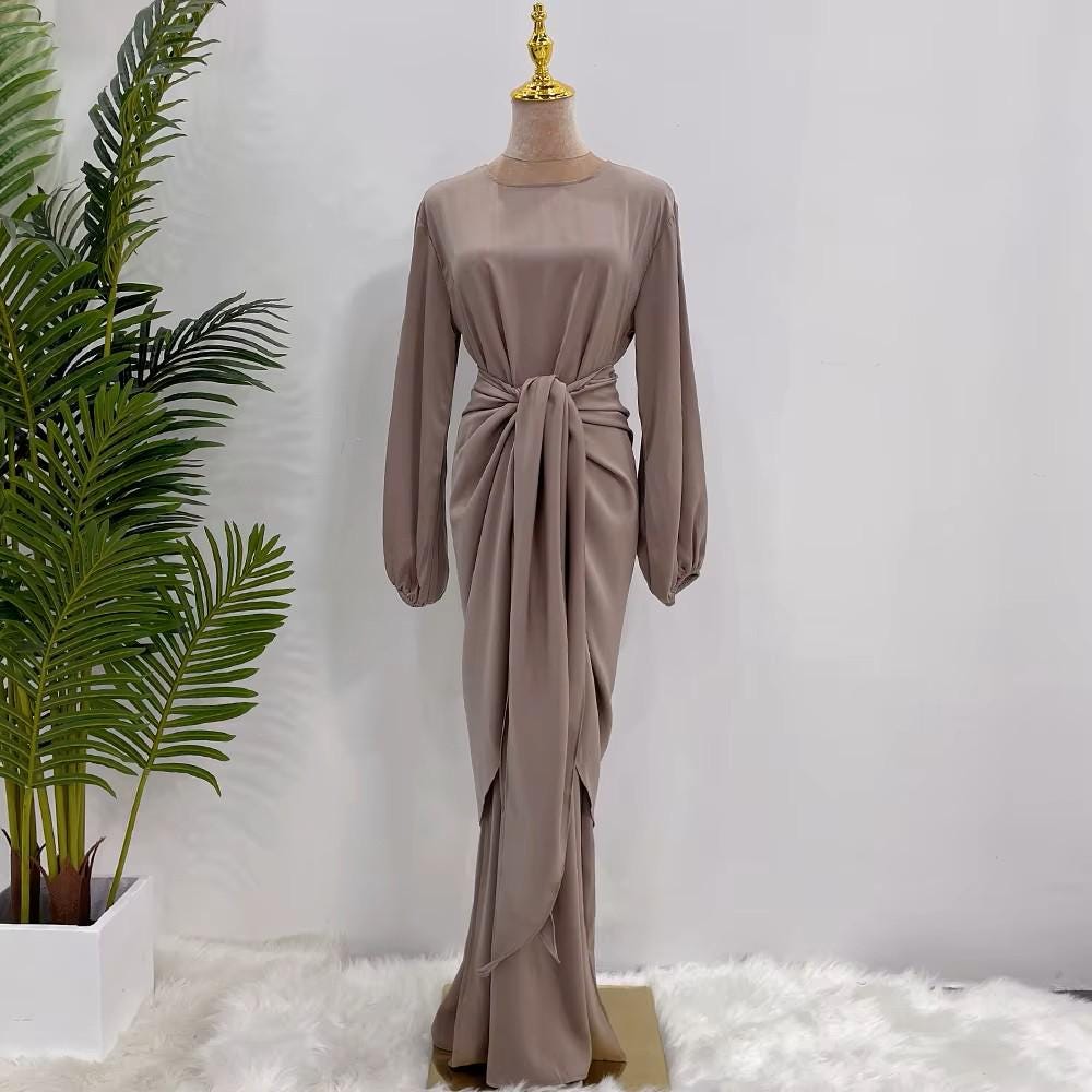 Elegant Wrap Evening Dress for Muslim Women
