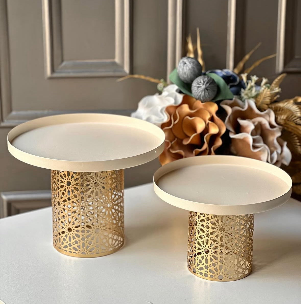 Elegant hollow metal cake stand