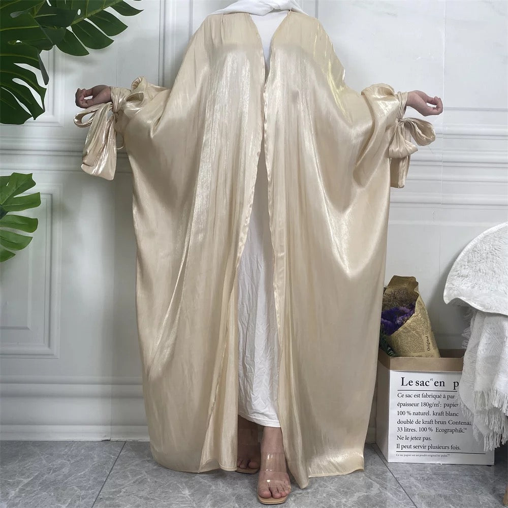 Cuffed bubble sleeves shinny abaya